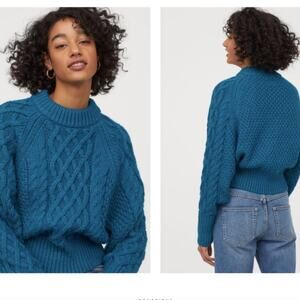 H&M Wool CHUNKY Cable Knit Boxy sweater - S